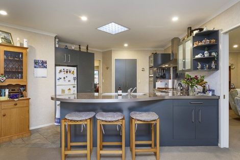 Photo of property in 5 Pastoral Lane, Hokowhitu, Palmerston North, 4410