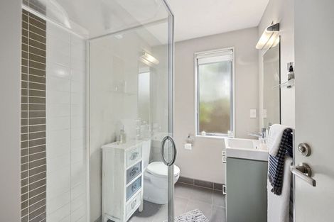 Photo of property in Gulf View Estate, 539a East Coast Road, Browns Bay, Auckland, 0630