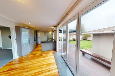 Photo of property in 7 Raglan Avenue, Cloverlea, Palmerston North, 4412