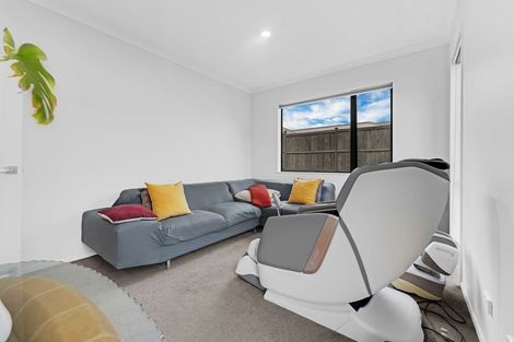 Photo of property in 16 Skiffington Road, Pokeno, 2402