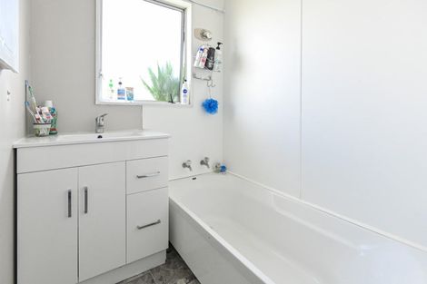 Photo of property in 10b Lander Street, Flaxmere, Hastings, 4120