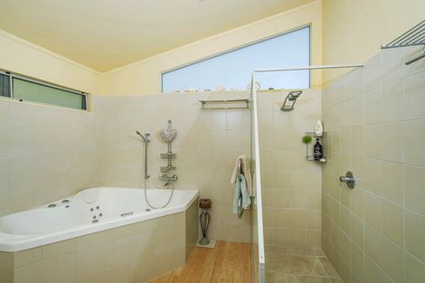 Photo of property in 39 Motuhoa Road, Tairua, 3508