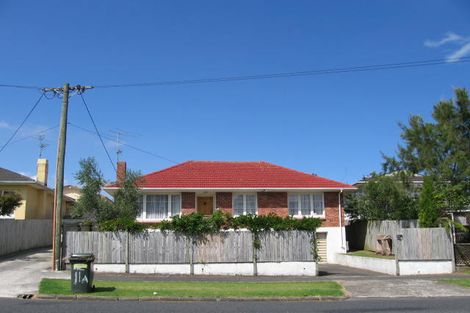 Photo of property in 3/148 Hutchinson Avenue, New Lynn, Auckland, 0600