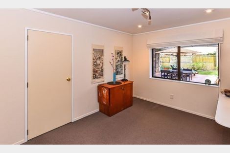 Photo of property in 3 Gaylord Place, Conifer Grove, Takanini, 2112