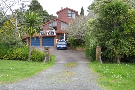 Photo of property in 3 Alison Avenue, Herald Island, Auckland, 0618