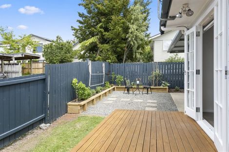 Photo of property in 8 Illana Place, Ranui, Auckland, 0612