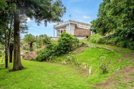 Photo of property in 38a Colmar Road, Mellons Bay, Auckland, 2014