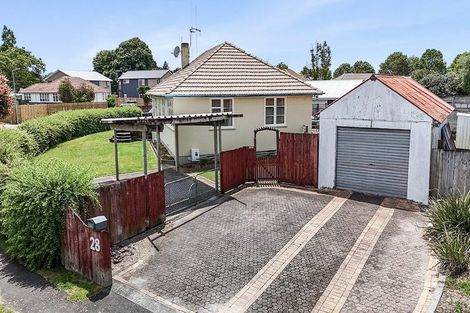 Photo of property in 28 Paul Crescent, Fairfield, Hamilton, 3214