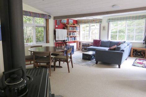 Photo of property in 25 Andersen Street, Blacks Point, Reefton, 7830