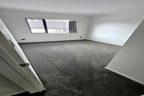 Photo of property in 425f Great South Road, Opaheke, Papakura, 2113