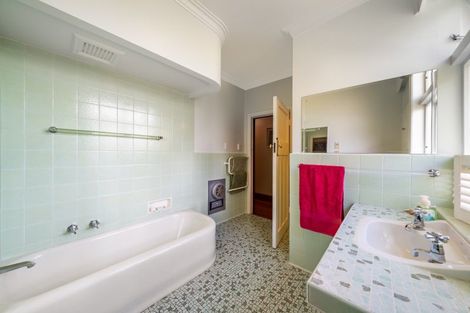 Photo of property in 39 Wairere Road, Belmont, Lower Hutt, 5010