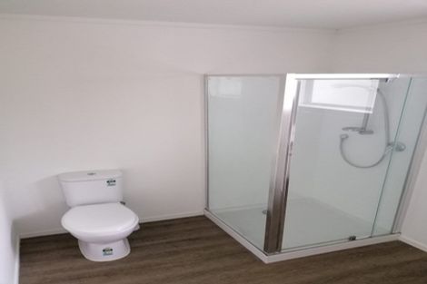 Photo of property in 33a Springs Road, Parakai, 0830