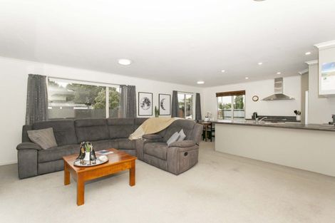 Photo of property in 28 Johnstone Street, Tinwald, Ashburton, 7700