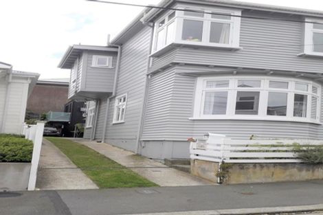 Photo of property in 11 Caroline Street, Mount Victoria, Wellington, 6011