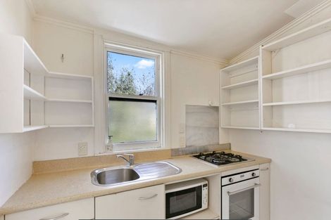 Photo of property in 12 Goring Street, Thorndon, Wellington, 6011