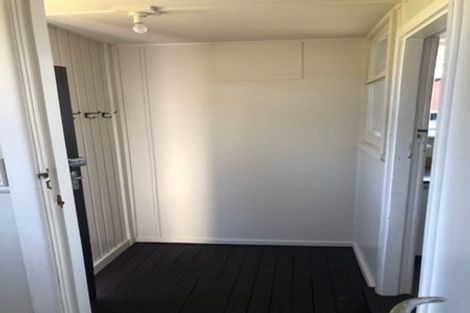 Photo of property in 3164 Great North Road, New Lynn, Auckland, 0600