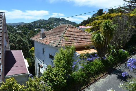 Photo of property in 37 Raroa Road, Kelburn, Wellington, 6012