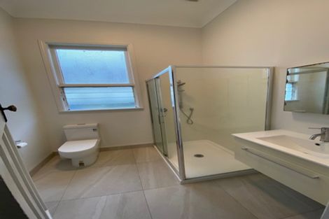 Photo of property in 20 Scarborough Terrace, Mount Victoria, Wellington, 6011