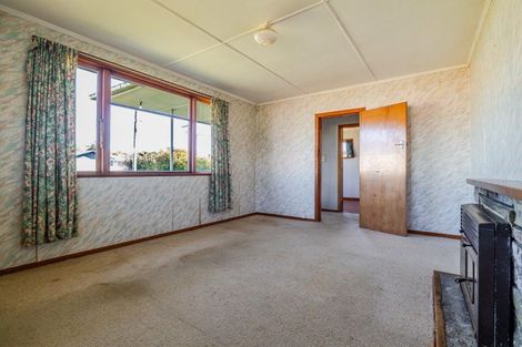 Photo of property in 16 Hamilton Street, Pahiatua, 4910