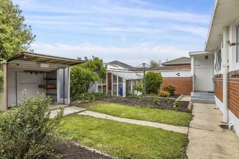Photo of property in 27 Bush Road, Mosgiel, 9024