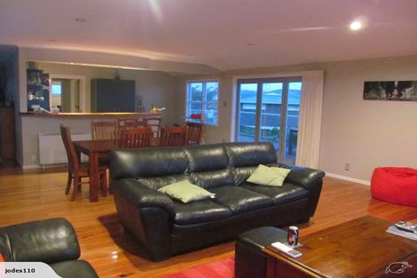 Photo of property in 104 Tirohanga Road, Tirohanga, Lower Hutt, 5010