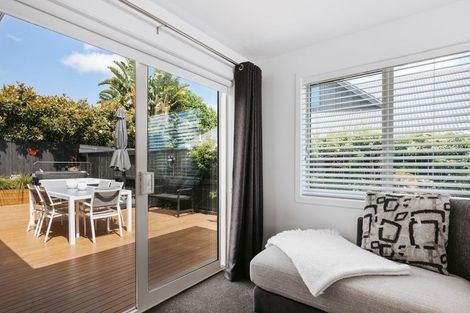 Photo of property in 73 Bert Wall Drive, Omokoroa, 3114