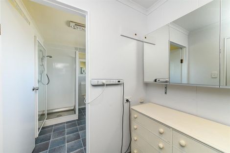 Photo of property in 17 Barnett Drive, Marton, 4710