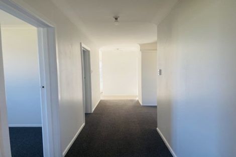 Photo of property in 79 Dale Crescent, Pakuranga, Auckland, 2010