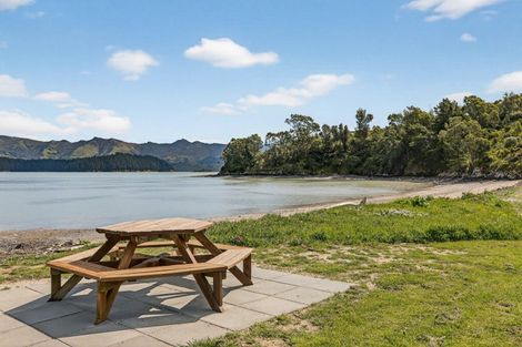 Photo of property in 393 Marine Drive, Charteris Bay, Governors Bay, 8971