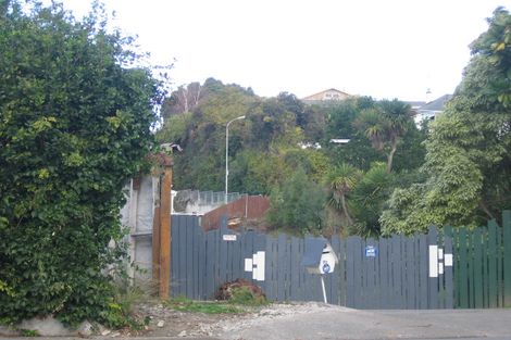 Photo of property in 70 Milton Road, Hospital Hill, Napier, 4110