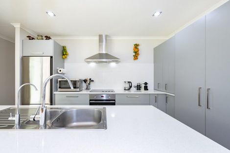 Photo of property in 16 Cannon Street, Silverdale, 0932