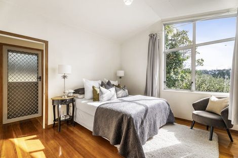 Photo of property in 13 Archers Road, Hillcrest, Auckland, 0629