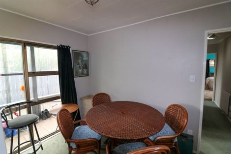 Photo of property in 12 Gregg Street, Dannevirke, 4930