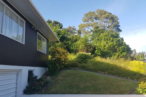 Photo of property in 4 Malters Place, Browns Bay, Auckland, 0630