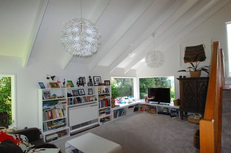 Photo of property in 85 Durham Street, Brooklyn, Wellington, 6021