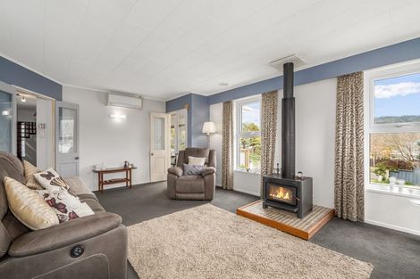 Photo of property in 19 Mimihau Grove, Wainuiomata, Lower Hutt, 5014