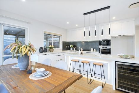 Photo of property in 5 Moko Lane, Greenhithe, Auckland, 0632