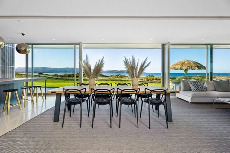 Photo of property in 45 Taumata Road, Omaha, 0986