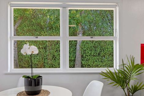 Photo of property in 5 Snell Avenue, Papakura, 2110