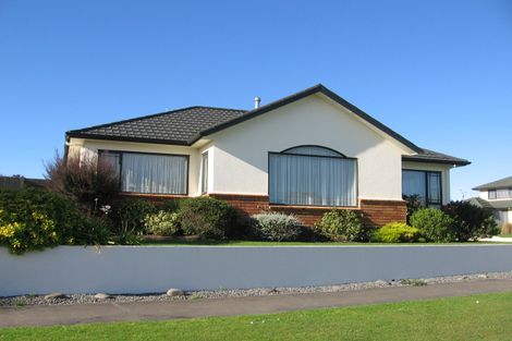 Photo of property in 1 Virginia Grove, Milson, Palmerston North, 4414