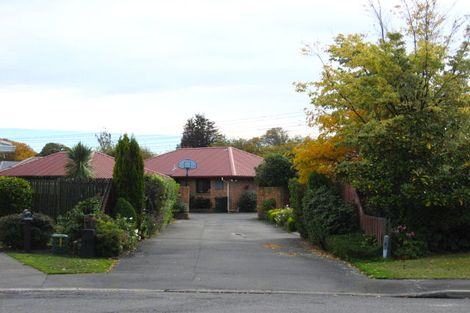 Photo of property in 12 Thornhill Place, Sockburn, Christchurch, 8042