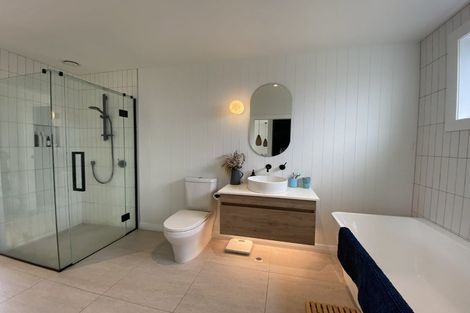 Photo of property in 50 Corriedale Road, Jacks Point, 9371