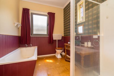 Photo of property in 128 Glen Road, The Glen, Dunedin, 9011