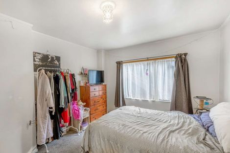 Photo of property in 14 Malaspina Place, Papatoetoe, Auckland, 2025