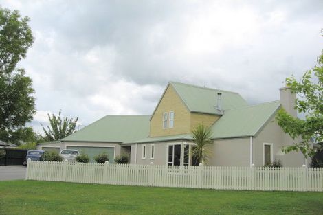 Photo of property in 5 Fairview Briars, Rangiora, 7400