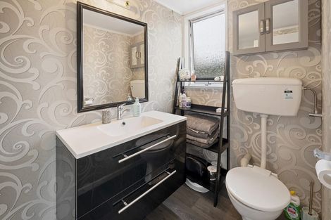 Photo of property in 4 Aotea Crescent, Gore, 9710