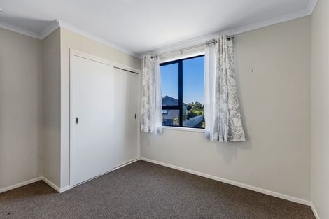 Photo of property in 7 Discovery Place, Marfell, New Plymouth, 4310