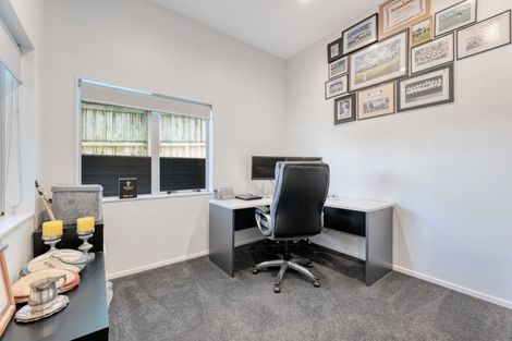 Photo of property in 17b Valley Road, Mount Maunganui, 3116