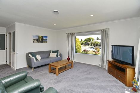 Photo of property in 20 Innisfree Place, Northwood, Christchurch, 8051