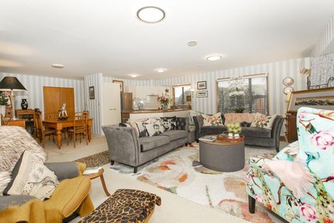 Photo of property in 21 Mona Square, Ashburton, 7700